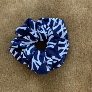 Yankees Scrunchie
